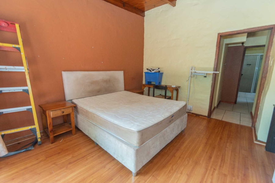 8 Bedroom Property for Sale in Summerstrand Eastern Cape